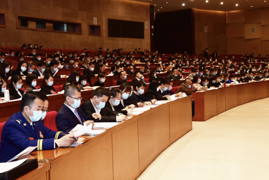 西安市雁塔區(qū)第十八屆人代會第二次會議召開，億誠董事長李妮與會建言